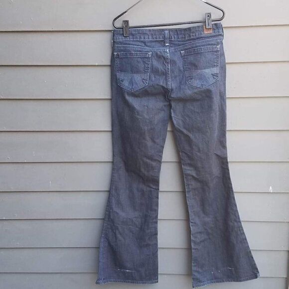 American Eagle Real Flare Jeans Size 8R - Picture 9 of 9
